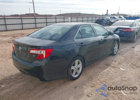 2014 Toyota Camry Se z USA, uszkodzony, nr VIN 4T1BF1FK9EU416873
